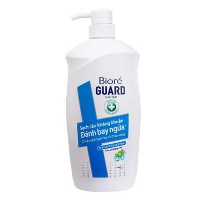 Sữa Tắm Bioré Kháng Khuẩn Mát Lạnh Sảng Khoái 800g